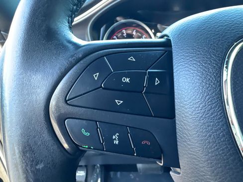 Used 2019 Dodge Challenger SXT image 25