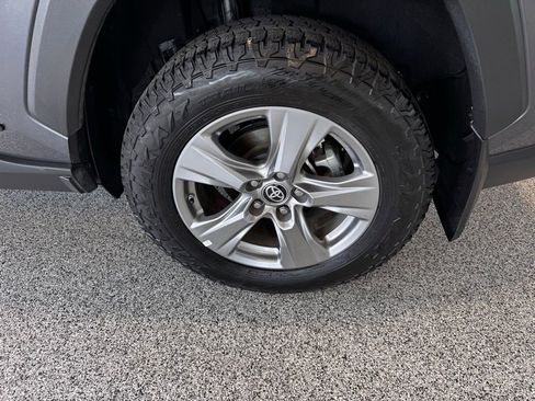 Used 2024 Toyota RAV4 LE AWD/4WD image 15