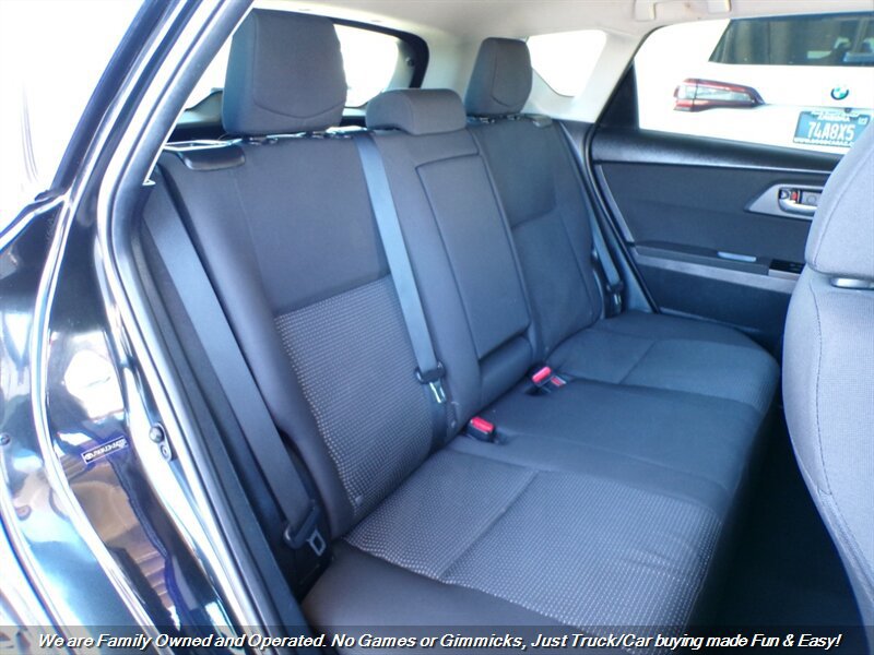 Used 2017 Toyota Corolla iM w/ Carpet Mat Package FWD image 21