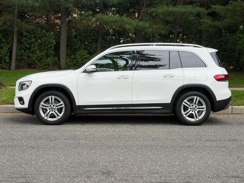 Used 2020 Mercedes-Benz GLB 250 4MATIC image 4