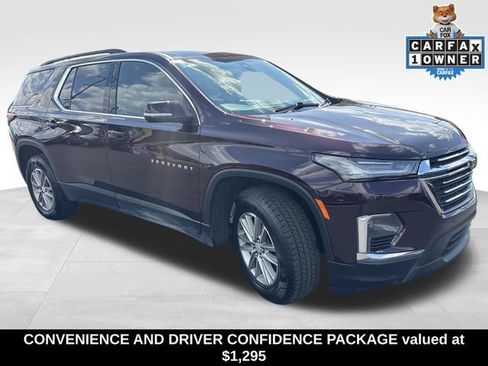 Used 2023 Chevrolet Traverse LT FWD image 1