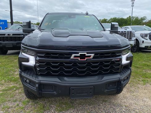 Used 2024 Chevrolet Silverado 1500 ZR2 w/ ZR2 Bison Edition image 2