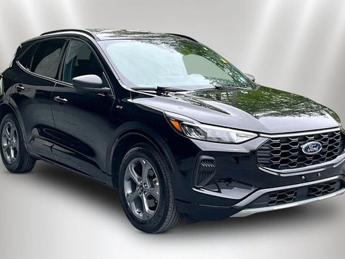 Used 2023 Ford Escape ST-Line w/ Tech Pack #1 AWD/4WD image 1