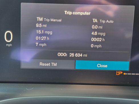 Used 2023 Volvo XC60 B5 Plus w/ Protection Package Premier AWD/4WD image 23