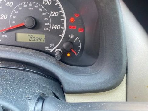 Used 2013 Toyota Corolla L FWD image 8