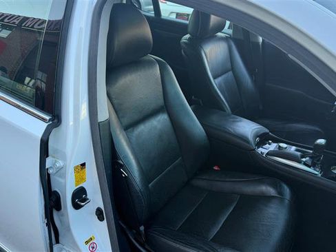 Used 2013 Lexus LS 460 w/ Comfort Pkg image 10