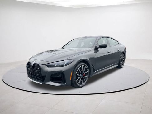 Used 2025 BMW 440i xDrive w/ Parking Assistance Package image 3