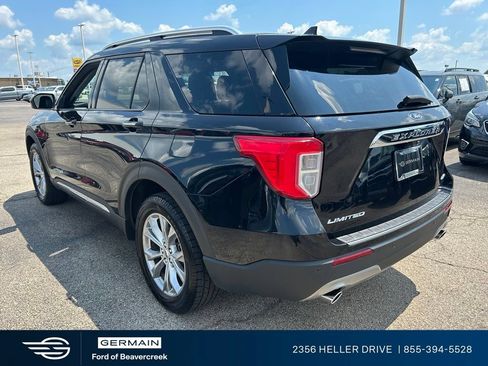 Used 2024 Ford Explorer Limited AWD/4WD image 6