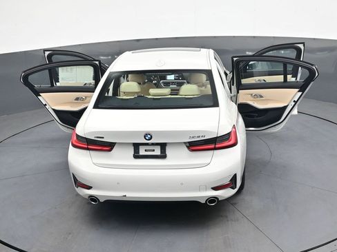 Used 2019 BMW 330i xDrive Sedan w/ Convenience Package AWD/4WD image 39