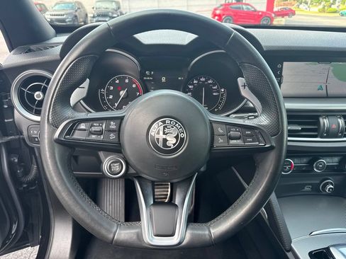 Used 2023 Alfa Romeo Stelvio Veloce AWD/4WD image 35