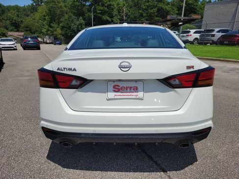 Used 2024 Nissan Altima 2.5 SR FWD image 4