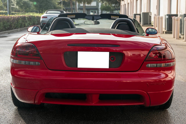 Used 2003 Dodge Viper SRT-10 RWD image 6