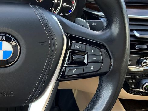 Used 2018 BMW 530i image 24