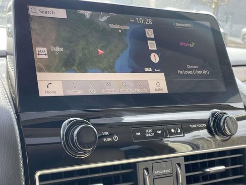 Used 2023 Nissan Armada SL w/ Captain's Chairs Package image 27