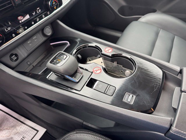 Used 2026 Nissan Rogue SL FWD image 18