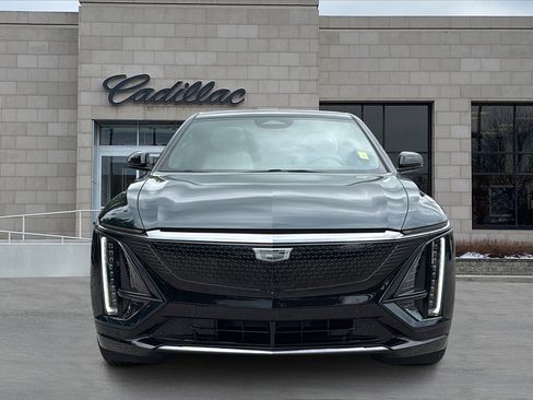 Certified 2024 Cadillac Lyriq Sport w/ LPO, Floor Liner Package AWD/4WD image 7