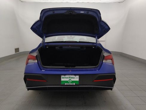 Used 2025 Hyundai Elantra Sport FWD image 29