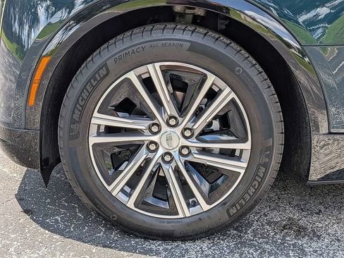 Certified 2024 Cadillac Lyriq Luxury AWD/4WD image 11