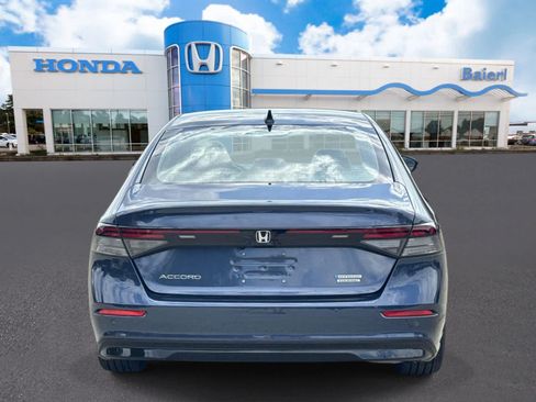 Used 2026 Honda Accord Touring image 4