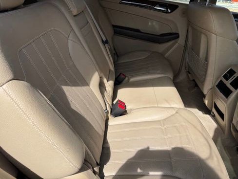 Used 2016 Mercedes-Benz GL 450 4MATIC image 22