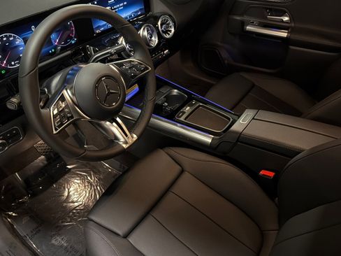 New 2026 Mercedes-Benz GLA 250 image 9