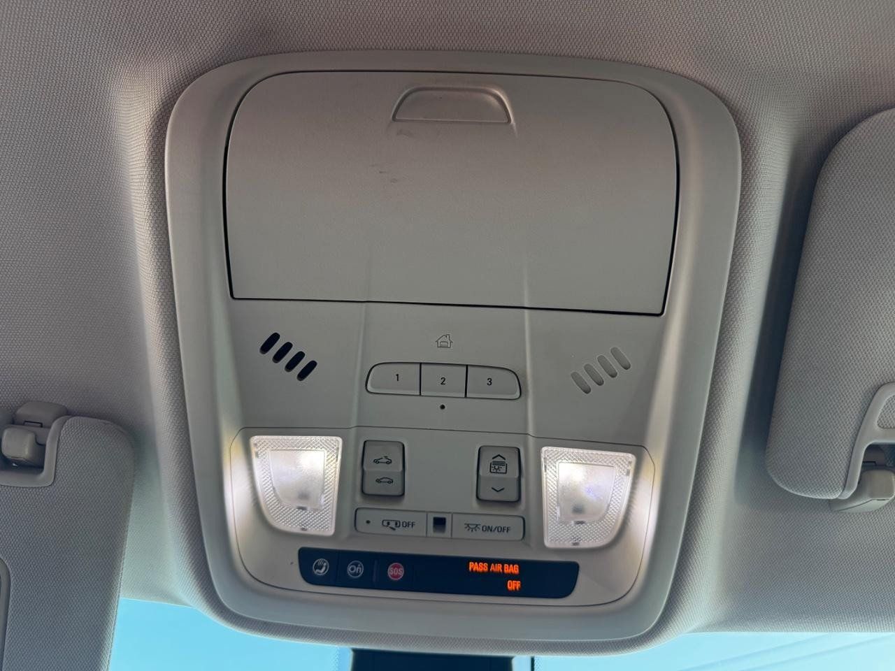 Used 2018 Cadillac XT5 Premium Luxury FWD image 26