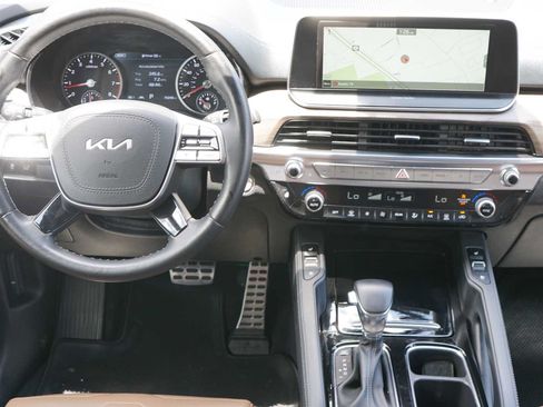 Certified 2022 Kia Telluride SX w/ SX Prestige Package AWD/4WD image 24