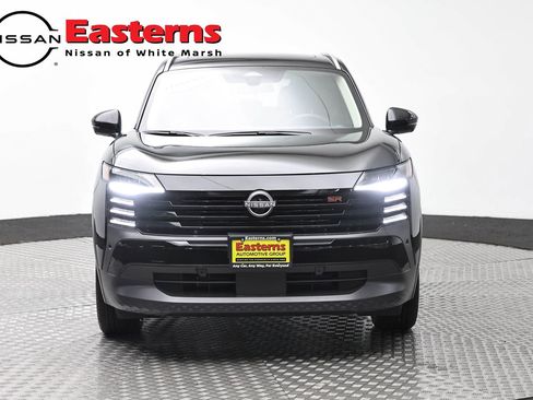 Used 2026 Nissan Kicks SR w/ SR Premium Package AWD/4WD image 2