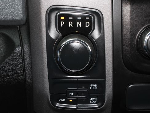 Used 2019 RAM 1500 Express AWD/4WD image 14