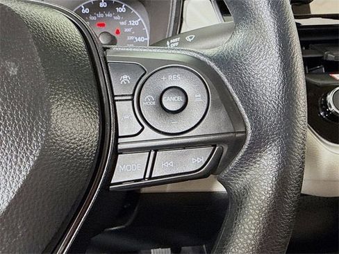 Certified 2025 Toyota Corolla LE image 14