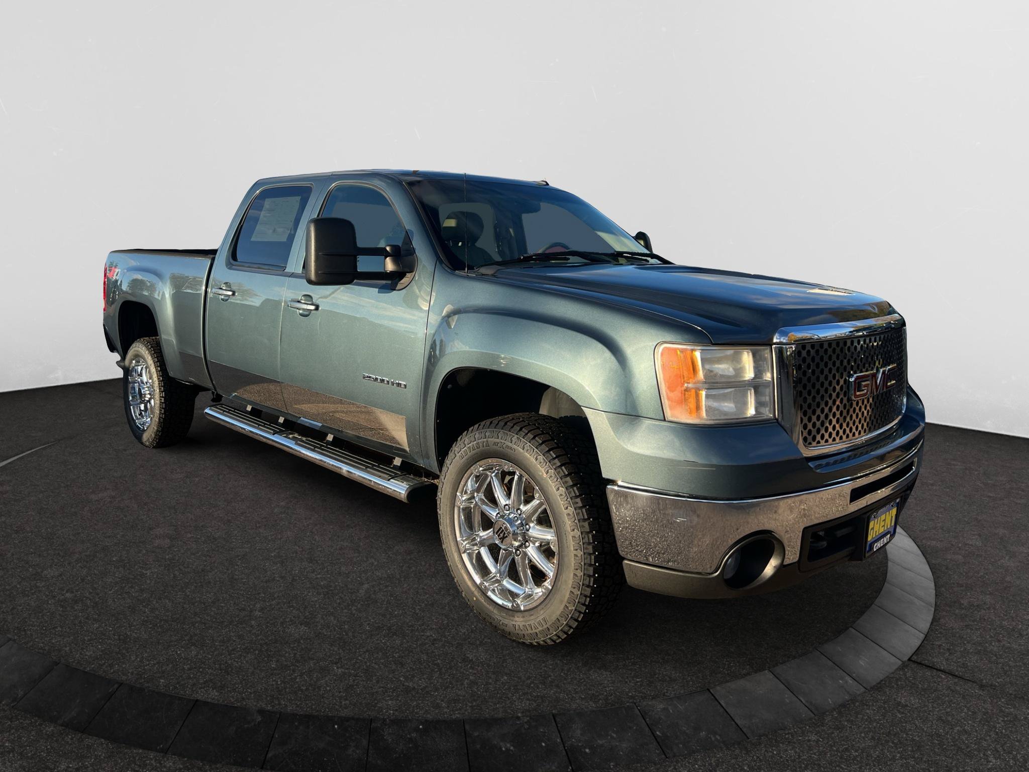 Used 2010 GMC Sierra 2500 SLT w/ SLT Convenience Package AWD/4WD image 1
