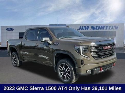 Used 2023 GMC Sierra 1500 AT4 w/ AT4 Premium Package AWD/4WD image 1