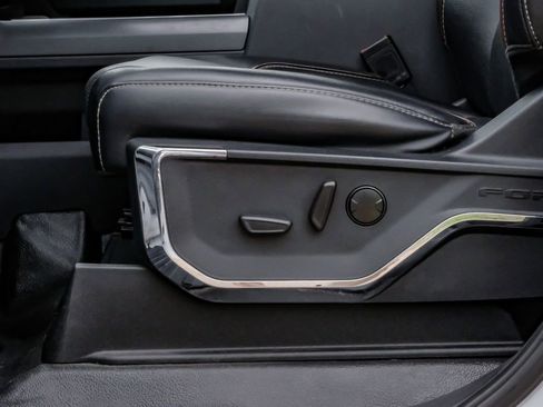 Used 2024 Ford F350 Lariat image 30