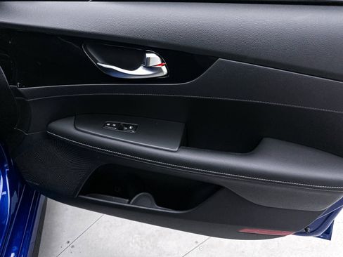 Used 2024 Kia Forte GT-Line w/ GT-Line Premium Package image 31