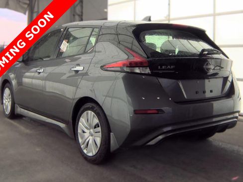 Used 2025 Nissan Leaf S FWD image 5