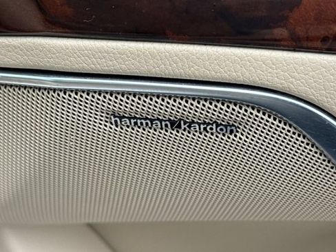 Used 2015 Mercedes-Benz SL 63 AMG image 43