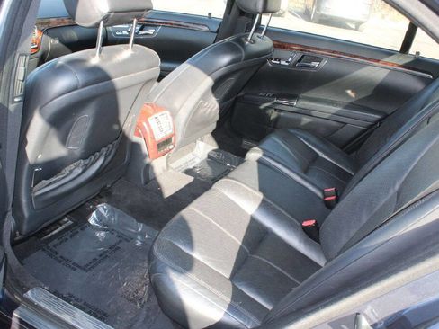 Used 2007 Mercedes-Benz S 550 S 550 4dr Sedan image 10