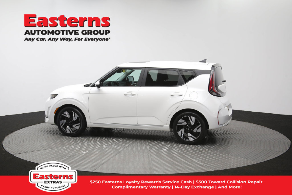 Used 2023 Kia Soul GT-Line FWD image 62