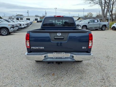 Used 2021 Nissan Frontier SV w/ SV Utility Package image 6