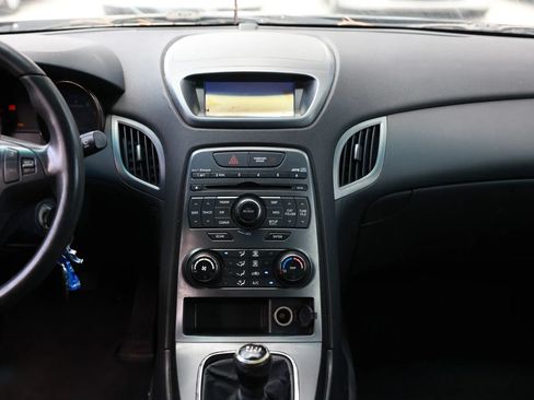 Used 2012 Hyundai Genesis 2.0T RWD image 36