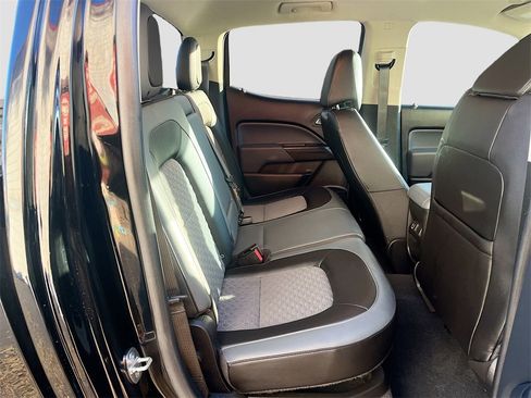 Used 2022 Chevrolet Colorado Z71 w/ Trail Boss Package image 27