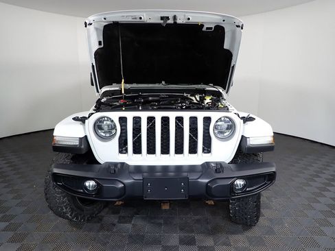 Used 2020 Jeep Gladiator Overland w/ Dual Top Group AWD/4WD image 38