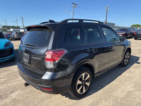 Used 2018 Subaru Forester 2.5i Premium AWD/4WD image 3