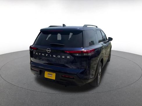 Used 2025 Nissan Pathfinder SV FWD image 15