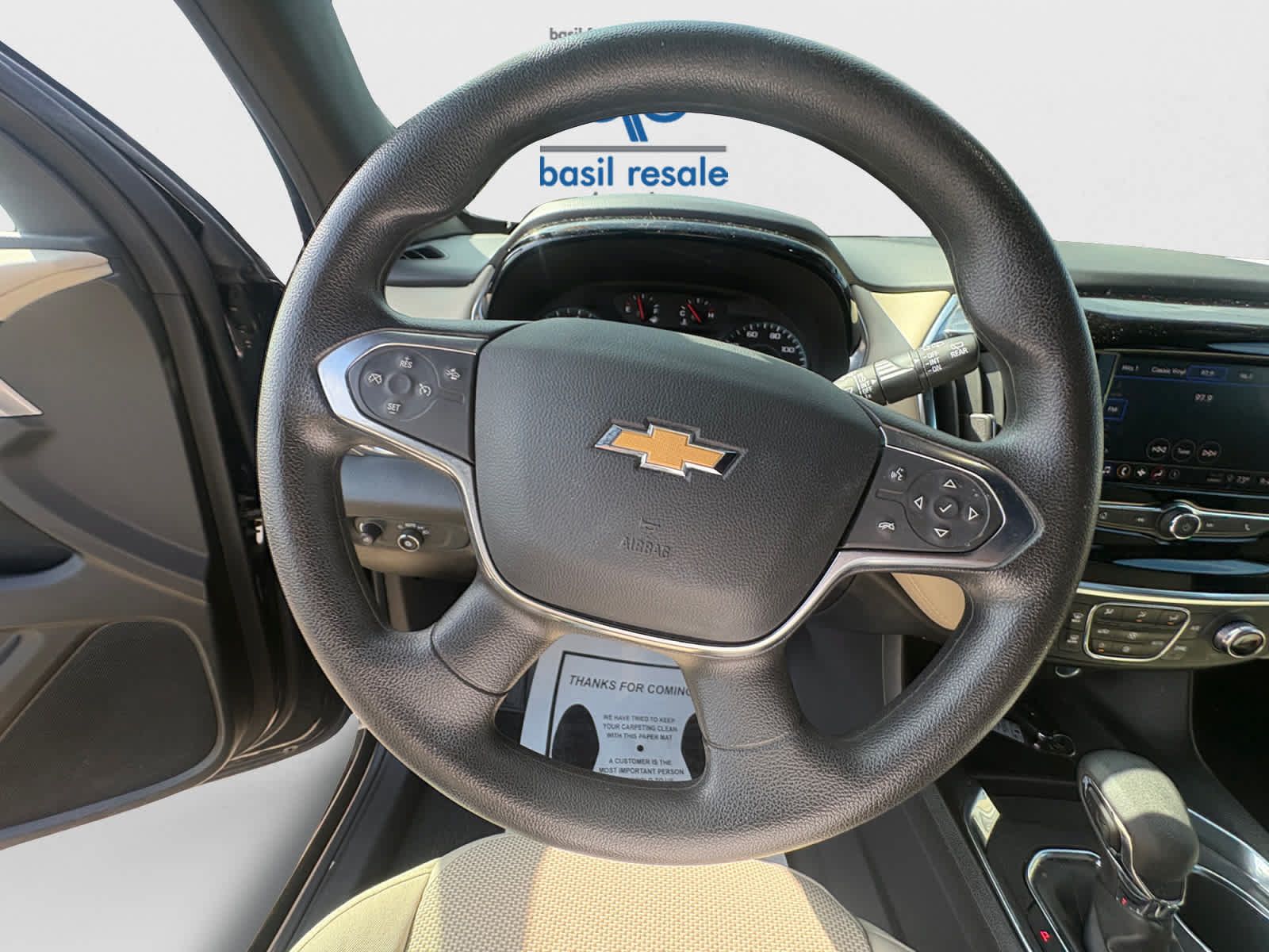 Used 2023 Chevrolet Traverse LS AWD/4WD image 14