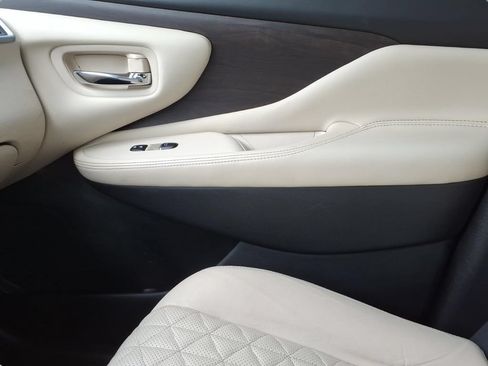 Used 2021 Nissan Murano Platinum w/ Cargo Package FWD image 23
