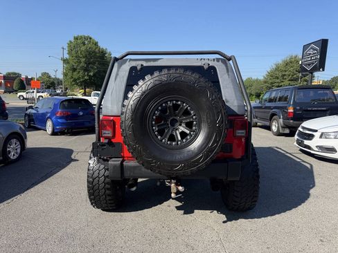 Used 2015 Jeep Wrangler Unlimited Sport w/ Max Tow Package AWD/4WD image 6