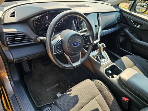 Used 2024 Subaru Outback Premium AWD/4WD image 19