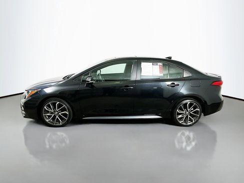 Used 2022 Toyota Corolla XSE image 5