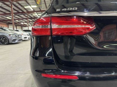 Used 2017 Mercedes-Benz E 400 4MATIC Wagon image 16